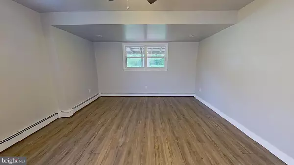 Glen Rock, PA 17327,3374 W SPRINGFIELD RD