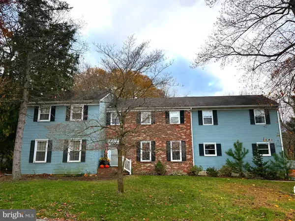 Woodbury, NJ 08096,106 SHELLY LN