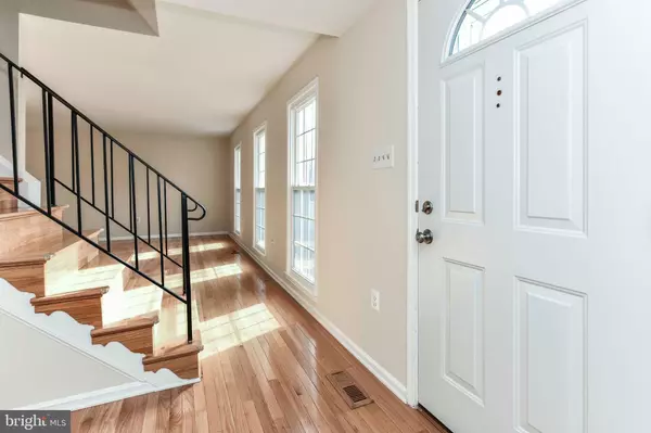 Vienna, VA 22181,9766 OLEANDER AVE