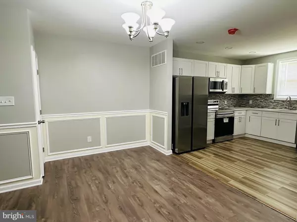 Philadelphia, PA 19126,6637 N BOUVIER ST