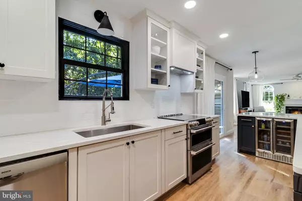 Huntingtown, MD 20639,2424 WILDFLOWER LN