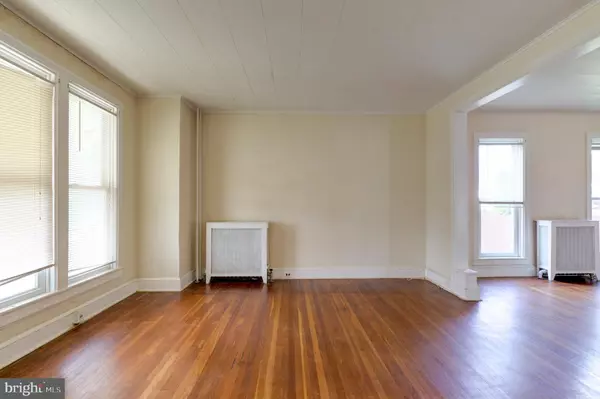 Norwood, PA 19074,27 GARFIELD AVE