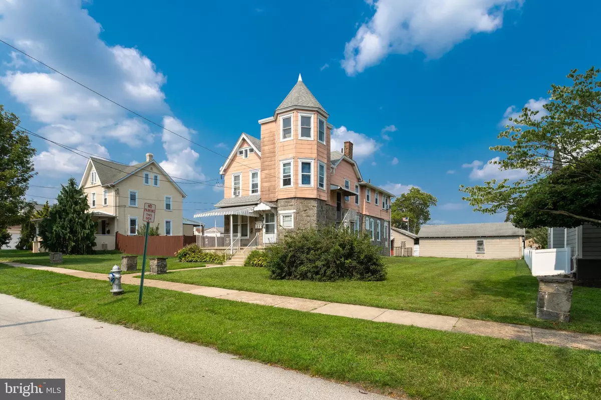 Norwood, PA 19074,27 GARFIELD AVE