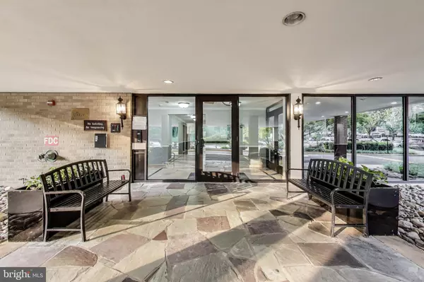 Falls Church, VA 22044,600 ROOSEVELT BLVD #407