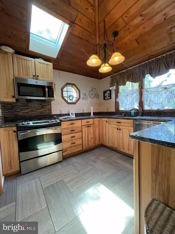 Shady Side, MD 20764,4727 OAK RD