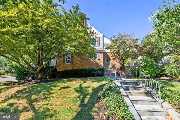 6000 33RD ST NW, Washington, DC 20015