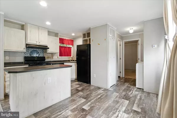 Lothian, MD 20711,99 MARY LOU DRIVE