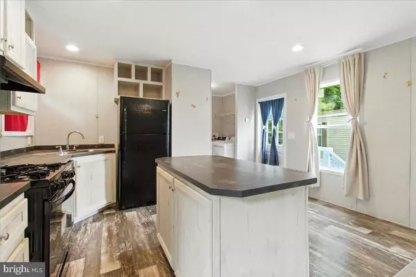 99 MARY LOU DRIVE, Lothian, MD 20711
