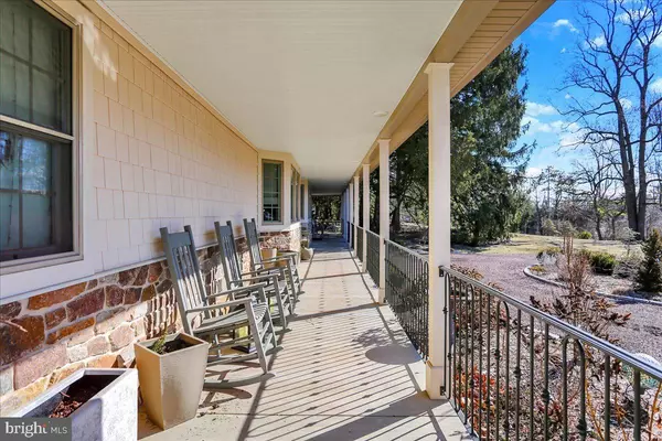 Mohnton, PA 19540,338 CANDY RD