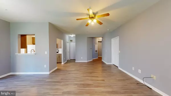 Alexandria, VA 22310,5947 FOUNDERS HILL DR #103