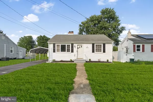 645 GREENWOOD AVE, Pennsville, NJ 08070
