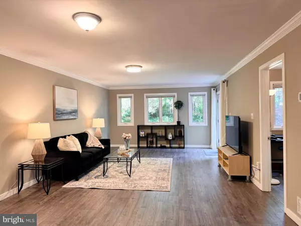 Newark, DE 19711,363 CHICKORY WAY