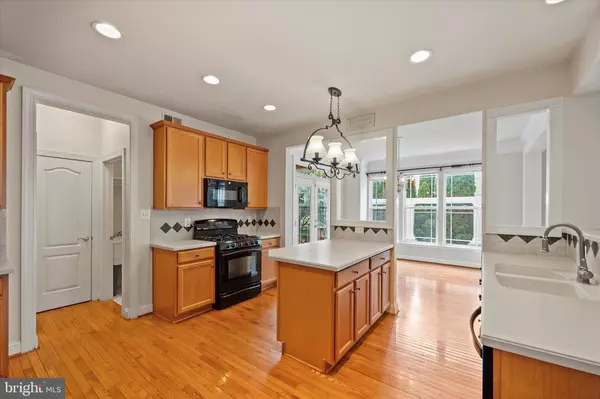 Leesburg, VA 20176,293 ARIEL DR NE