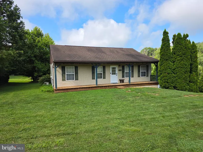 1980 ROCKVILLE RD, Spring Grove, PA 17362