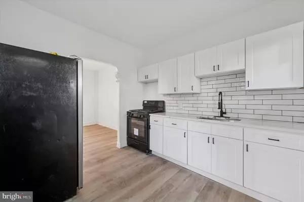 Philadelphia, PA 19145,1912 S WOODSTOCK ST