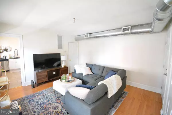Philadelphia, PA 19127,130 GREEN LN #2