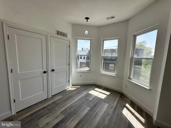 Philadelphia, PA 19140,1233 W VENANGO ST #2