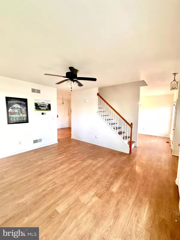 Middletown, DE 19709,832 WOODLINE DR