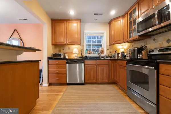 Chevy Chase, MD 20815,4852 BRADLEY BLVD #224