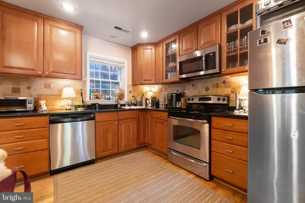 Chevy Chase, MD 20815,4852 BRADLEY BLVD #224