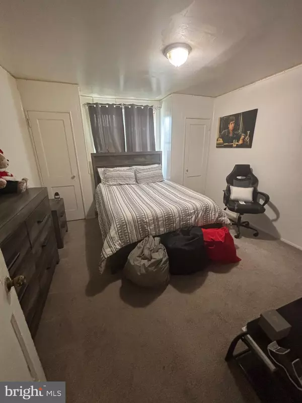 Camden, NJ 08105,506 PFEIFFER ST