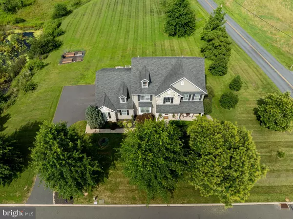 Green Lane, PA 18054,1801 CANDLEWYCK LN
