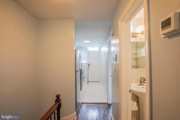 Washington, DC 20001,2540 9TH ST NW #A
