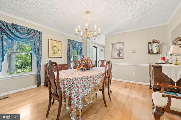 Dumfries, VA 22025,15820 LAZY DAY LN