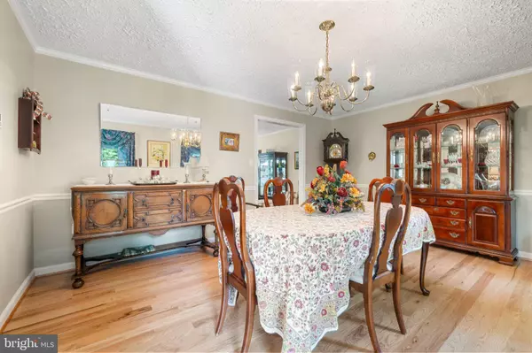 Dumfries, VA 22025,15820 LAZY DAY LN