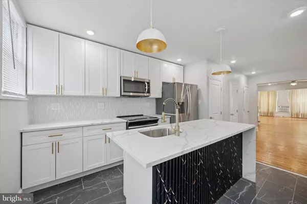 Philadelphia, PA 19131,2112 N 57TH ST