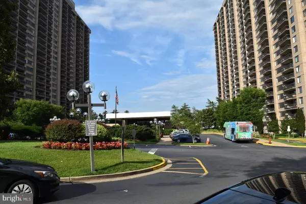 3705 S GEORGE MASON DR #908S, Falls Church, VA 22041