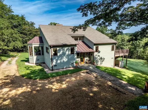 456 ROBERTS MOUNTAIN RD, Faber, VA 22938
