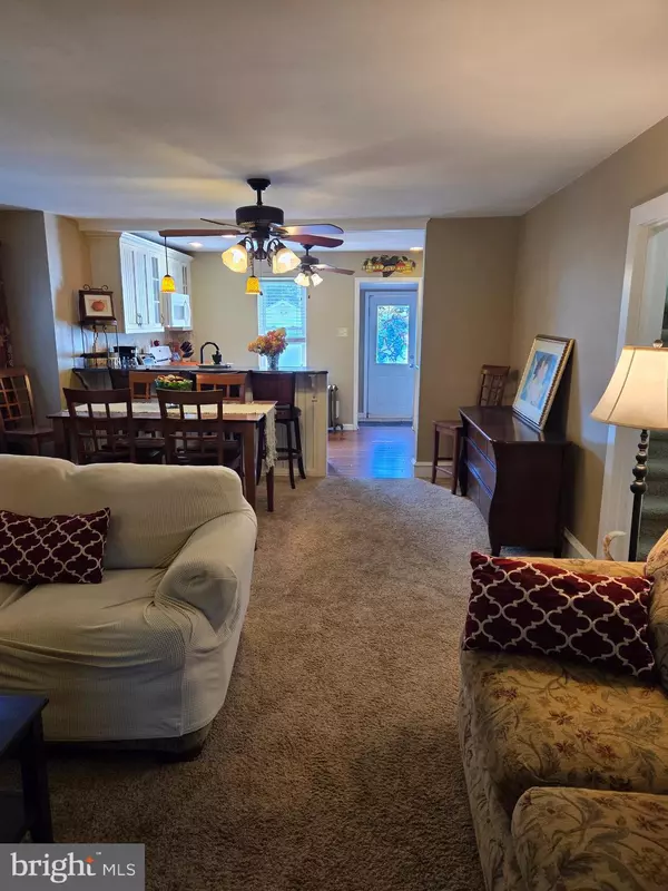 Newtown Square, PA 19073,204 MEDIA LINE RD