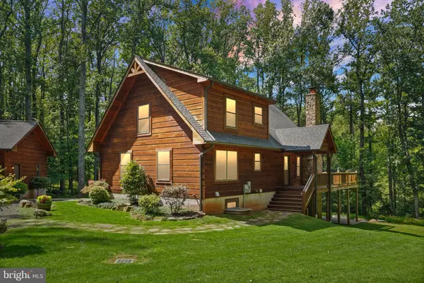 6040 PIGNUT MOUNTAIN DR, Warrenton, VA 20187