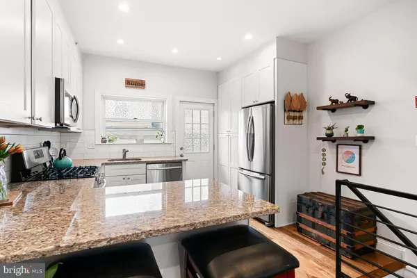 Philadelphia, PA 19146,2117 LATONA ST