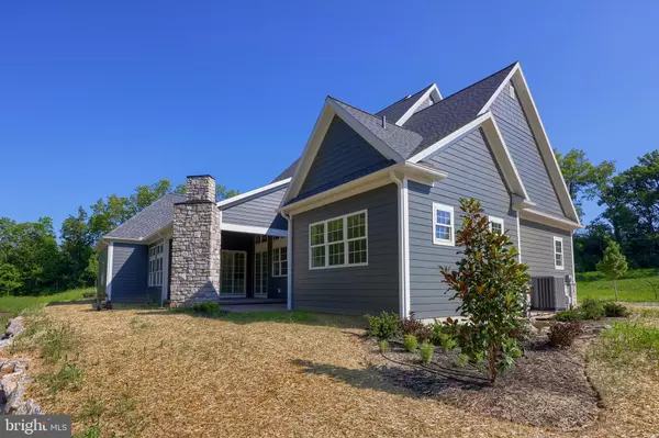 Lititz, PA 17543,421 SOUTHAMPTON DR #LOT 37