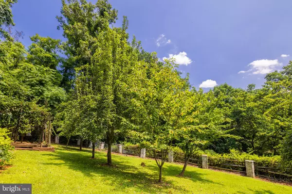 Great Falls, VA 22066,548 RIVER BEND RD