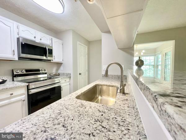 Germantown, MD 20874,13108 BRIARCLIFF TER #7-707