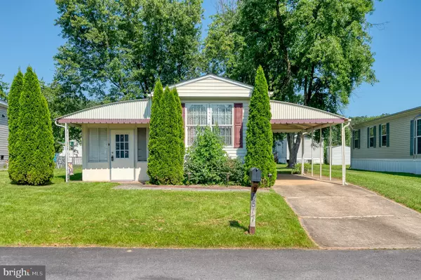 3617 DAHLIA LN, Middle River, MD 21220