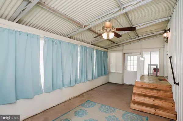 Middle River, MD 21220,3617 DAHLIA LN