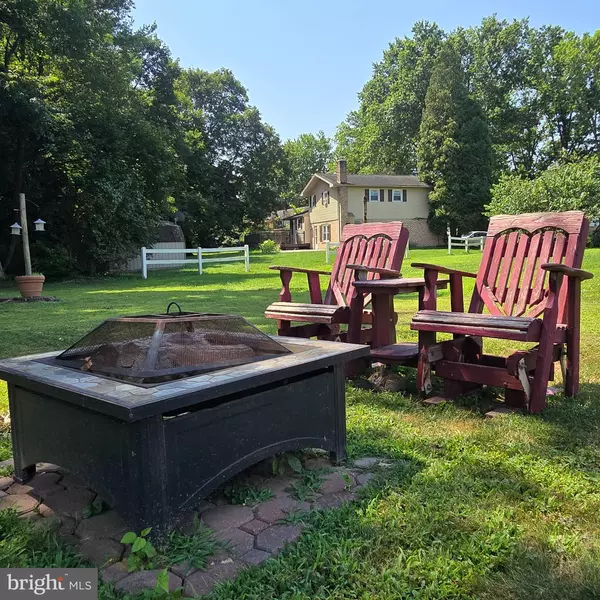 Mount Holly Springs, PA 17065,109 SYCAMORE DR