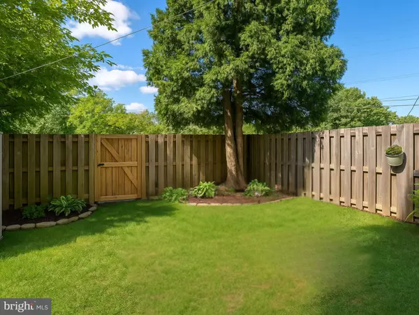 Fort Washington, MD 20744,6236 TARGON CT