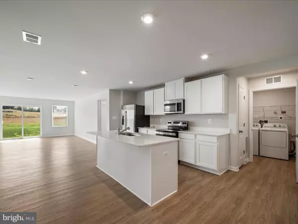 110 OLYMPUS RD, Charles Town, WV 25414