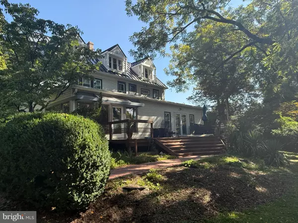 Rockville, MD 20852,6220 MAZWOOD