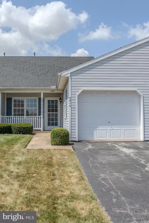 York, PA 17404,3016 VILLAGE W CIR