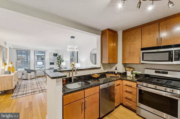 Washington, DC 20004,915 E ST NW #309