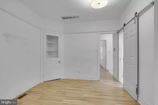 Philadelphia, PA 19104,3215 WINTER ST