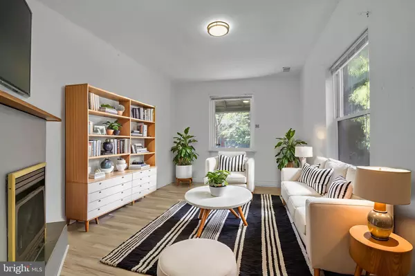 3215 WINTER ST, Philadelphia, PA 19104