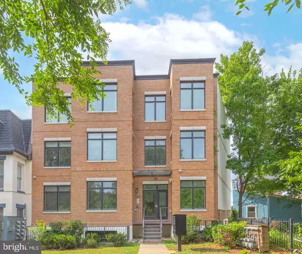 Washington, DC 20003,1220 POTOMAC AVE SE #6