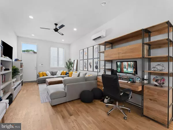 Philadelphia, PA 19130,1724 FOLSOM ST #A